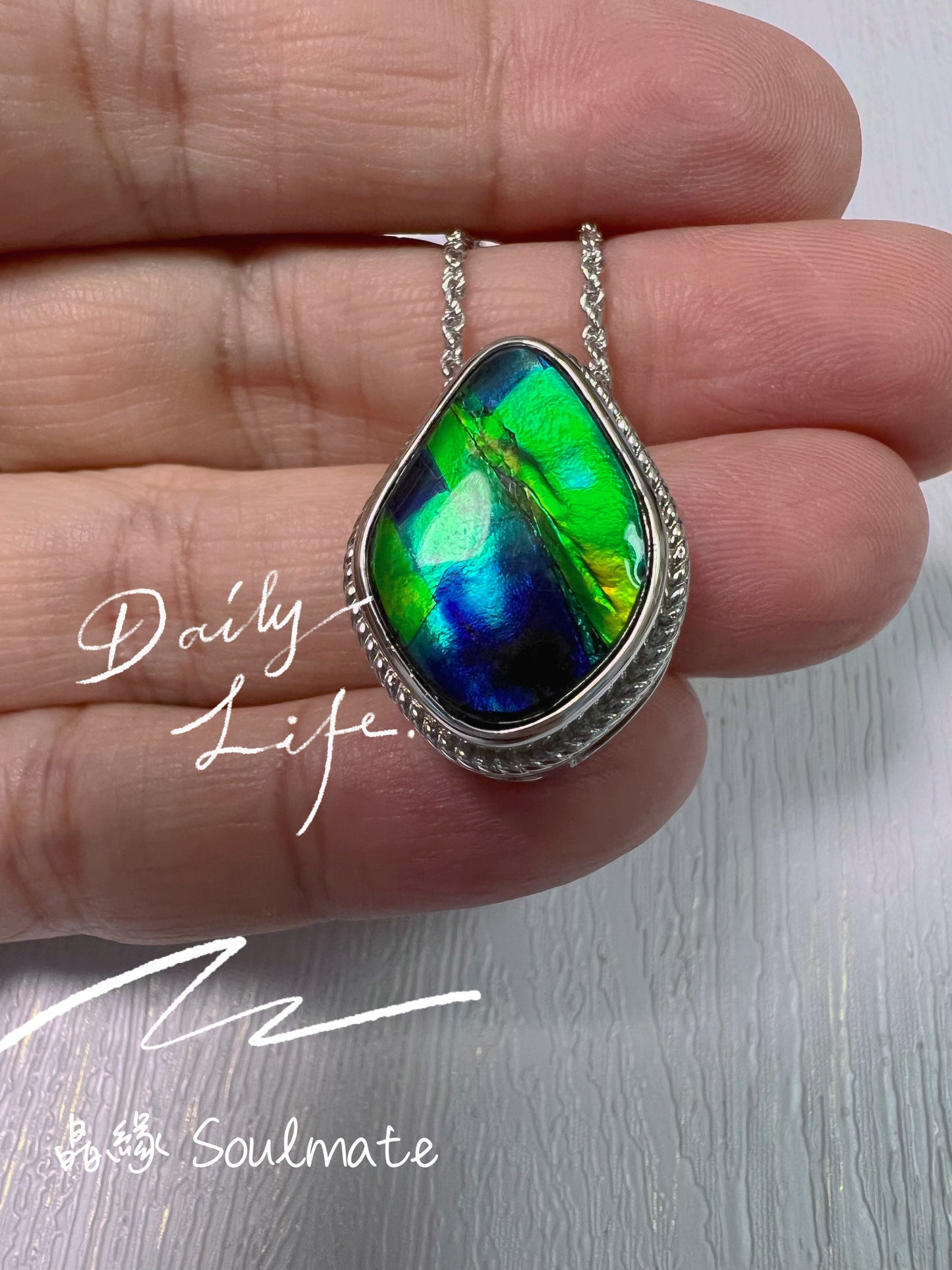 斑彩石盒子 17x22mm (石13x18mm)