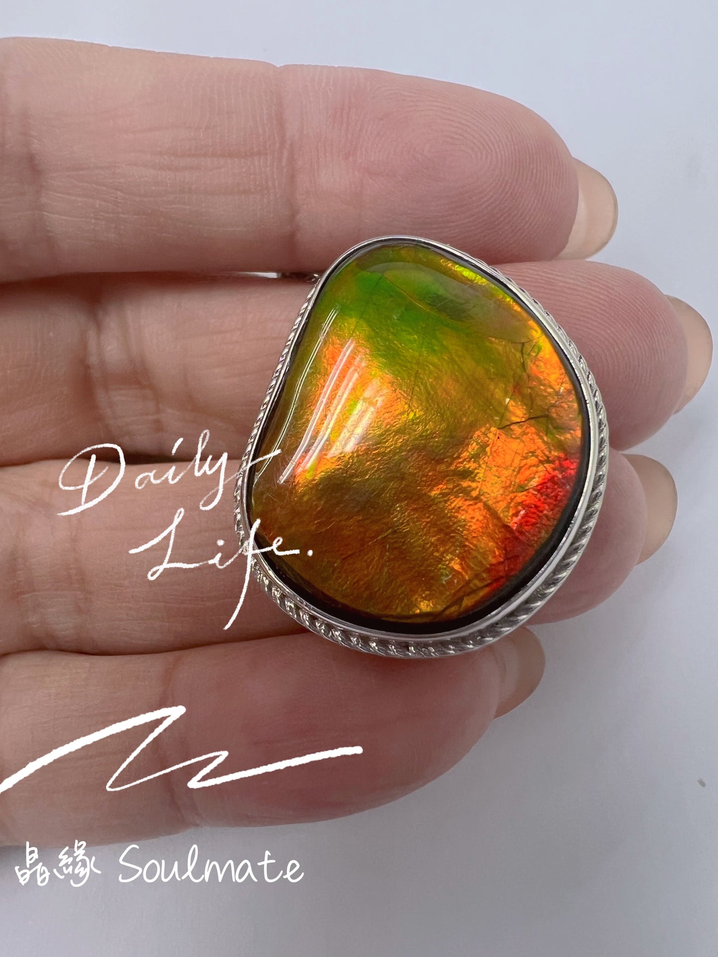 斑彩石盒子 23x28mm (石19x24mm)