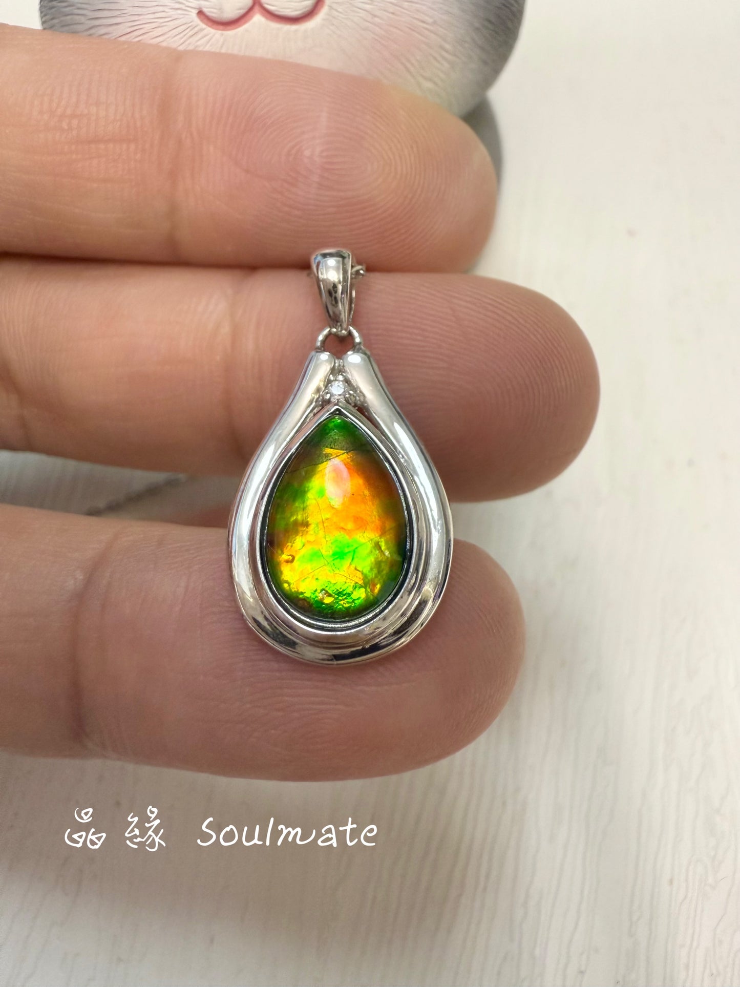 斑彩石吊墜 (石8x12mm)