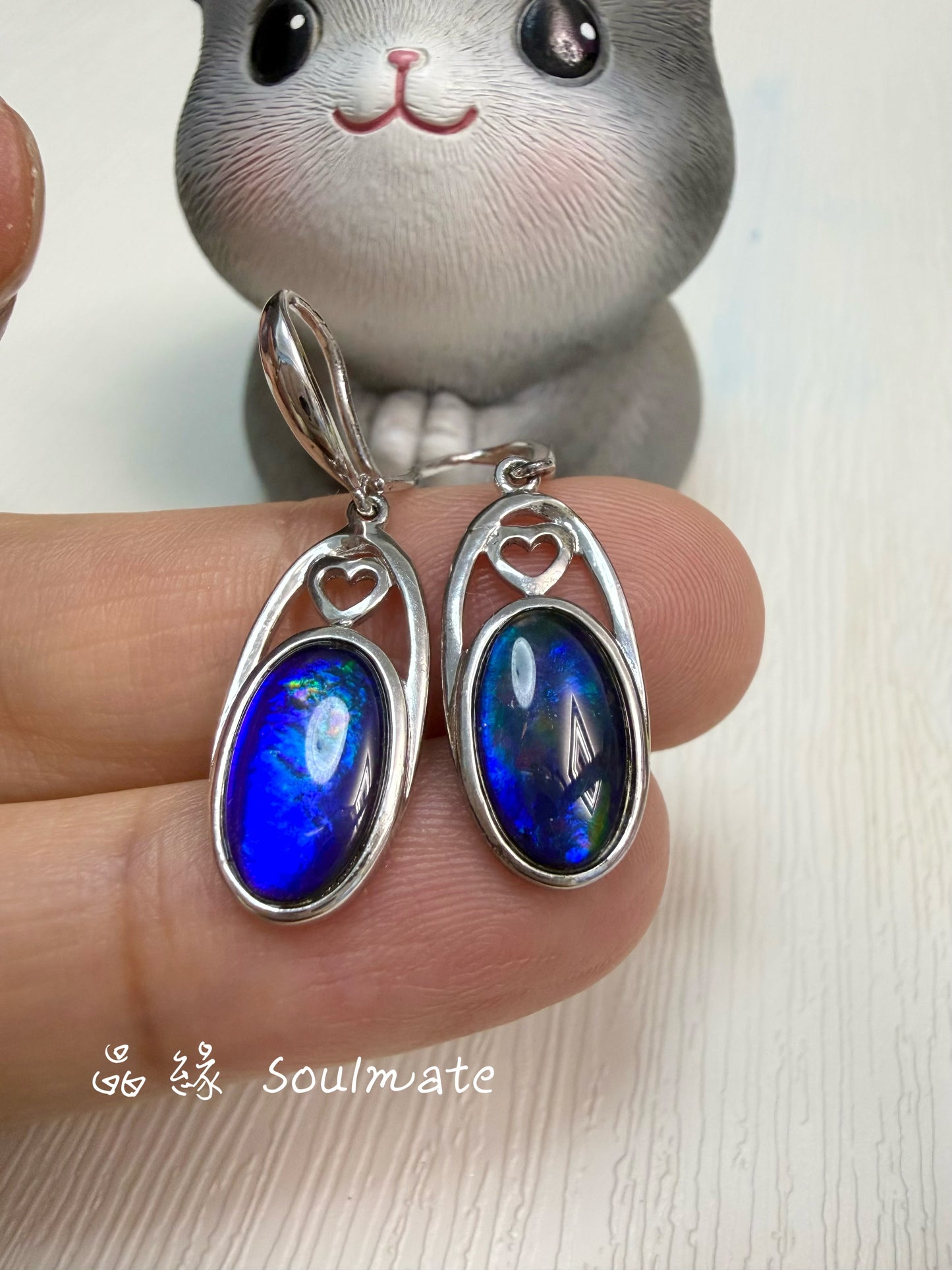 斑彩石耳環 (石7x12mm)