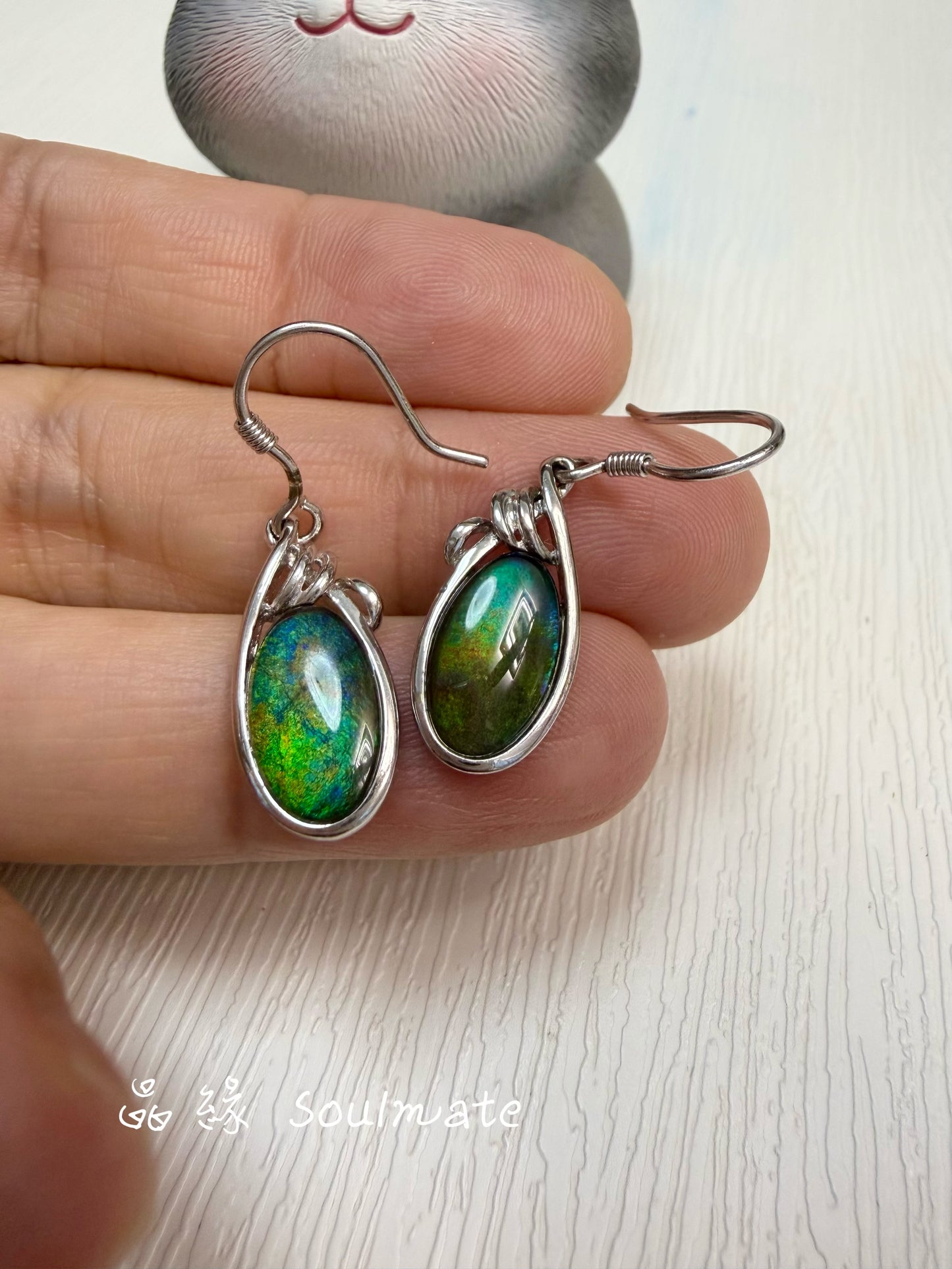 斑彩石耳環 (石7x12mm)