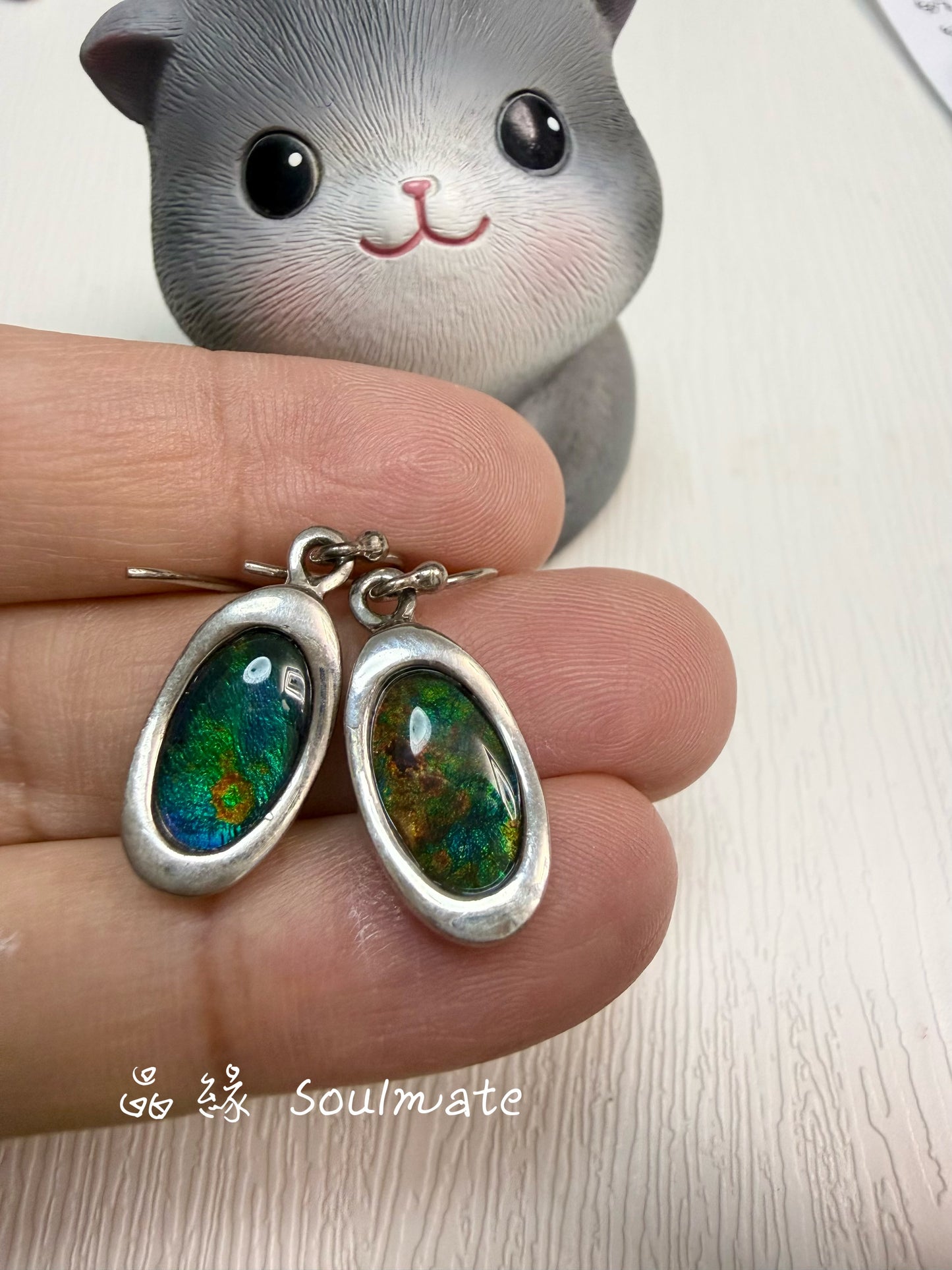 斑彩石耳環 (石7x12mm)