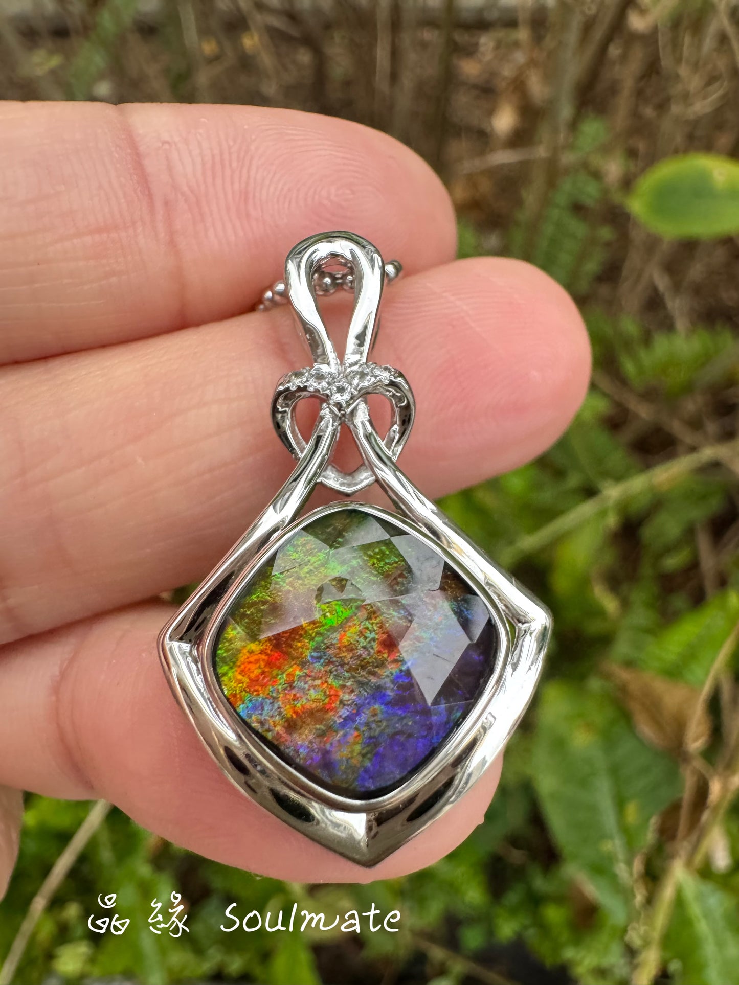 斑彩石吊墜 22x34mm (石14mm)