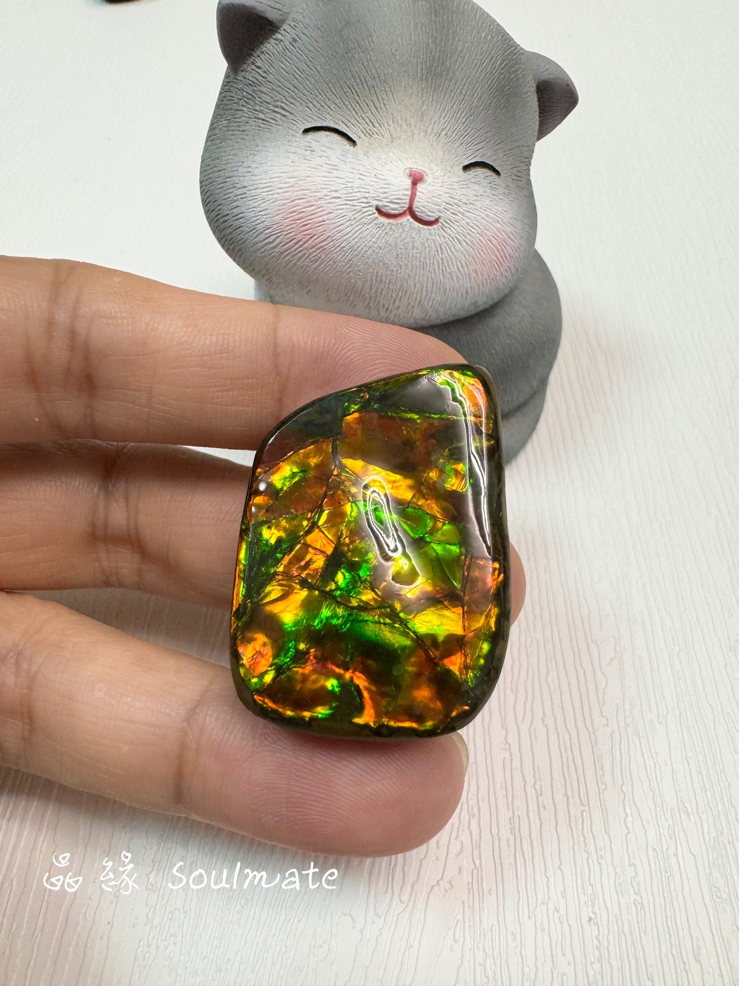 斑彩石小擺件 25x35mm