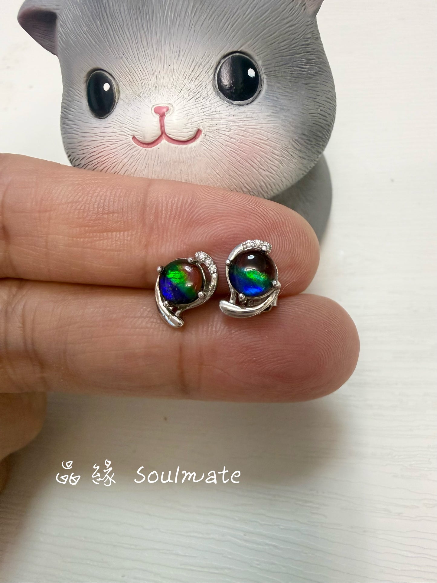 斑彩石耳環（石6mm)