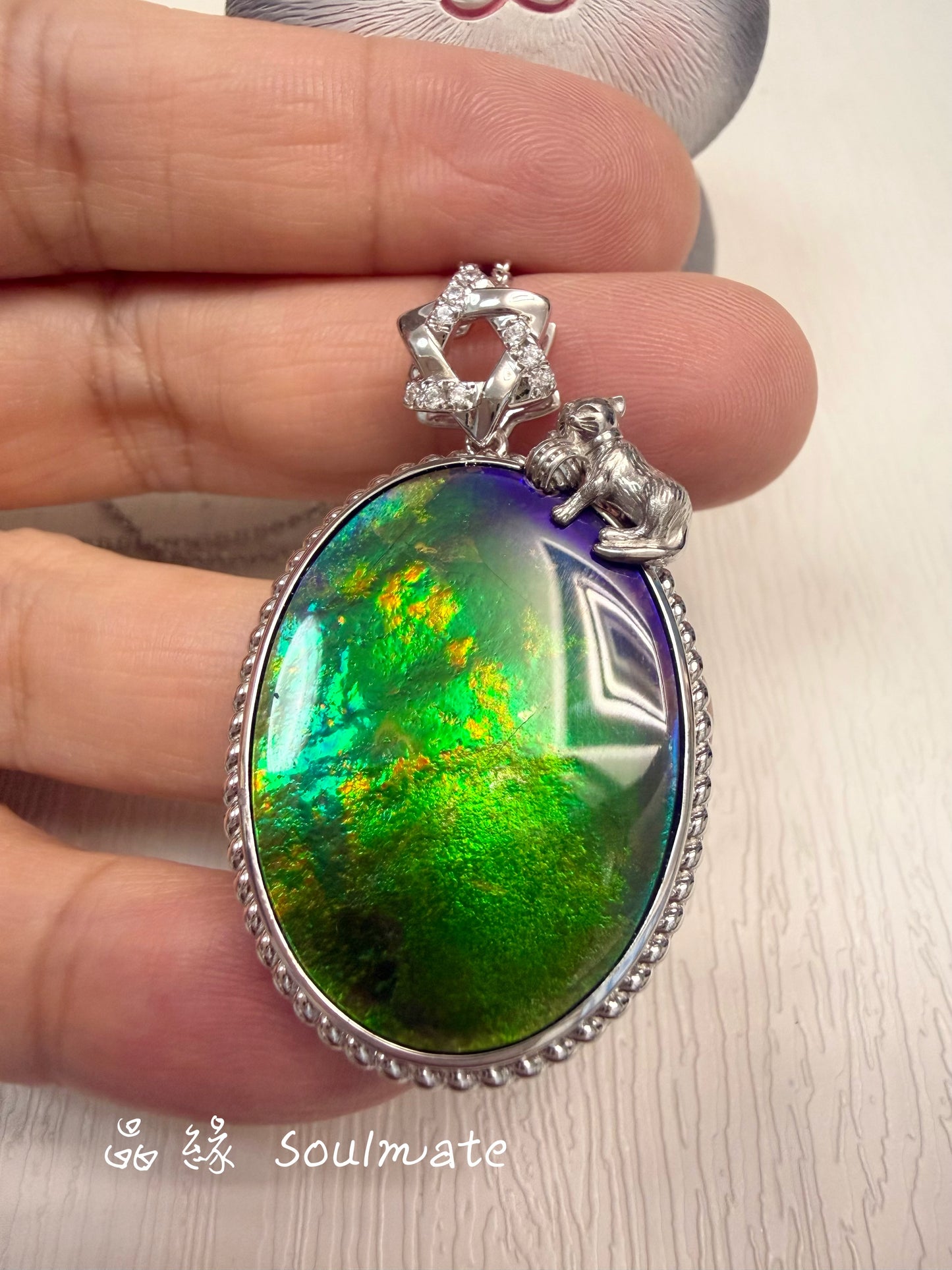 斑彩石吊墜 26x34mm (石22x30mm)