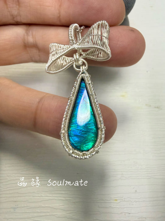 斑彩石吊墜 （石8x25mm)