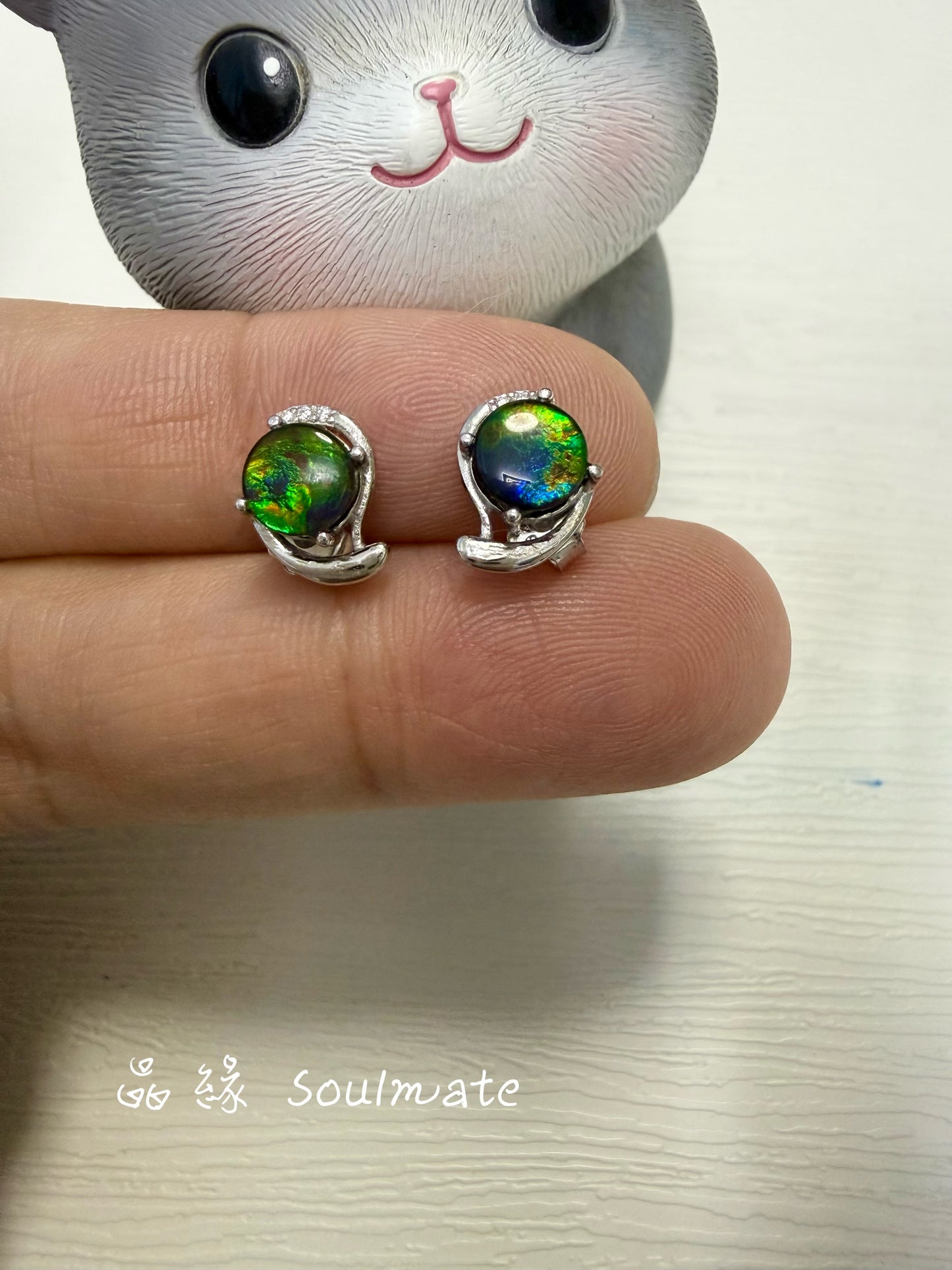 斑彩石耳釘 （石6mm)