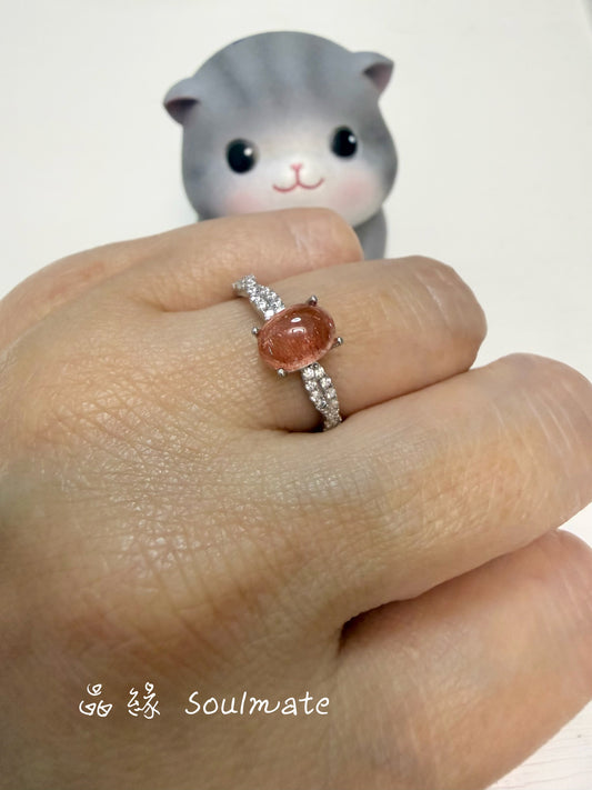 俄羅斯士多啤梨晶戒指 （石5x7mm)