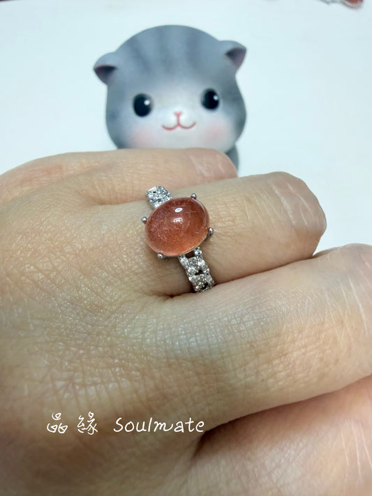 俄羅斯士多啤梨晶戒指（石6x9mm)