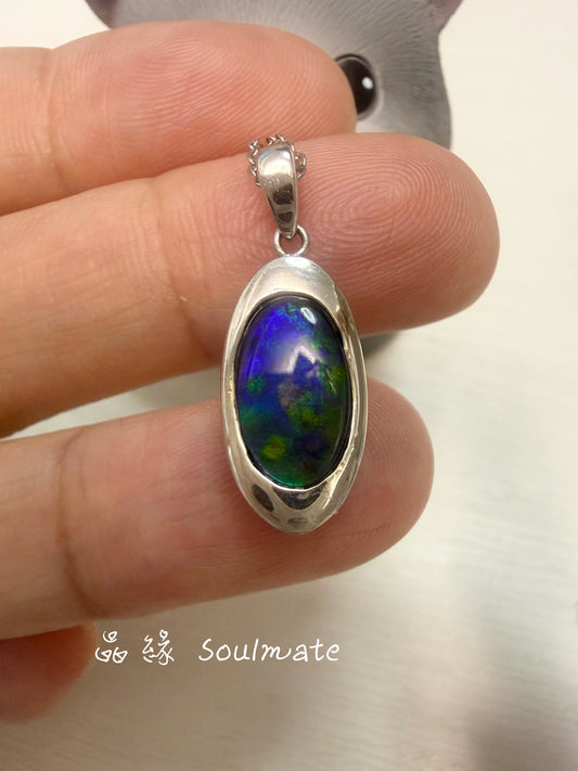 斑彩石吊墜 （石6x12mm)