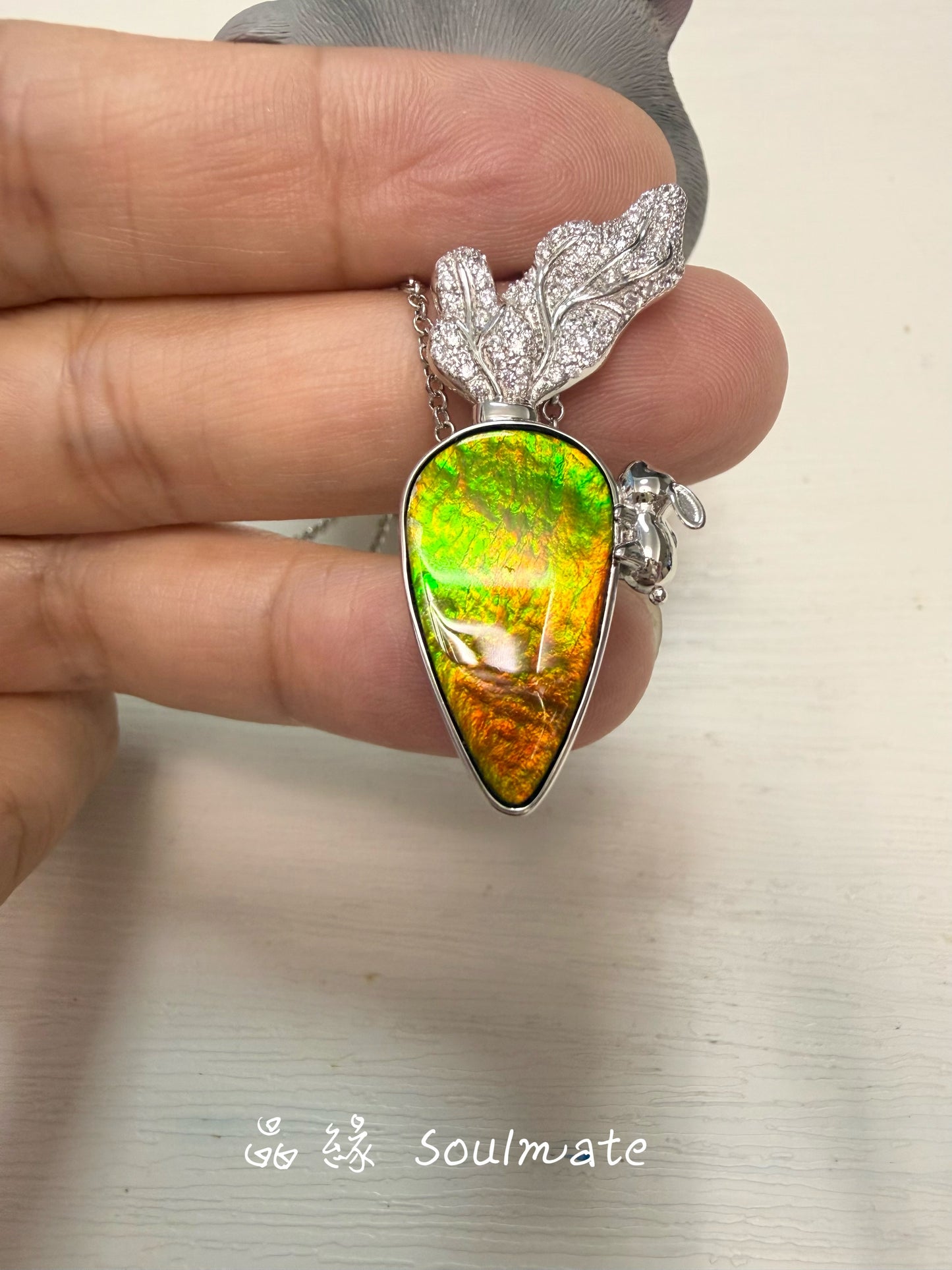 斑彩石盒子 （石11x22mm)