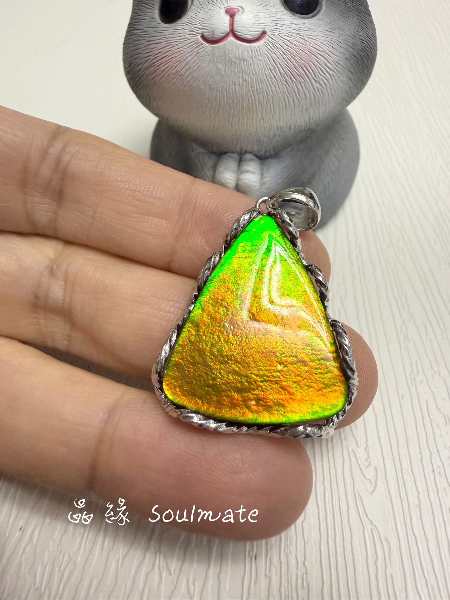 斑彩石吊墜 22x28mm