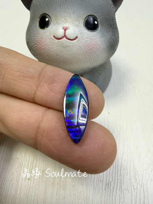 斑彩石裸石 8x22mm
