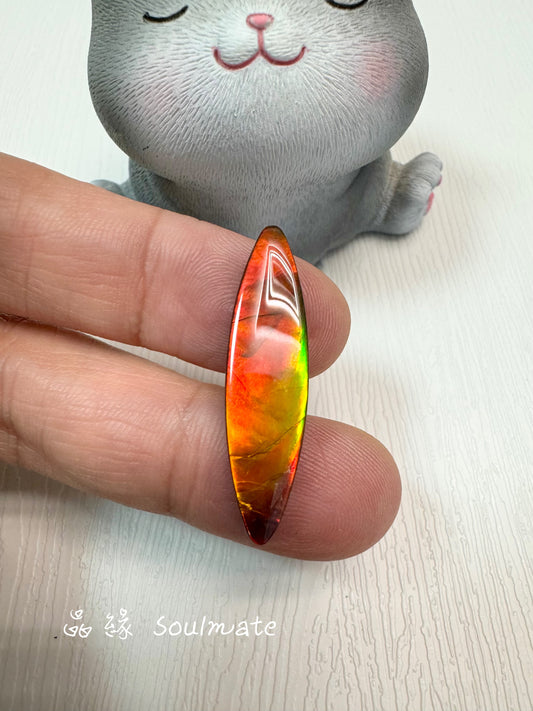 斑彩石裸石 8x32mm